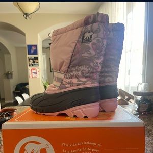 SOREL kids snow boots